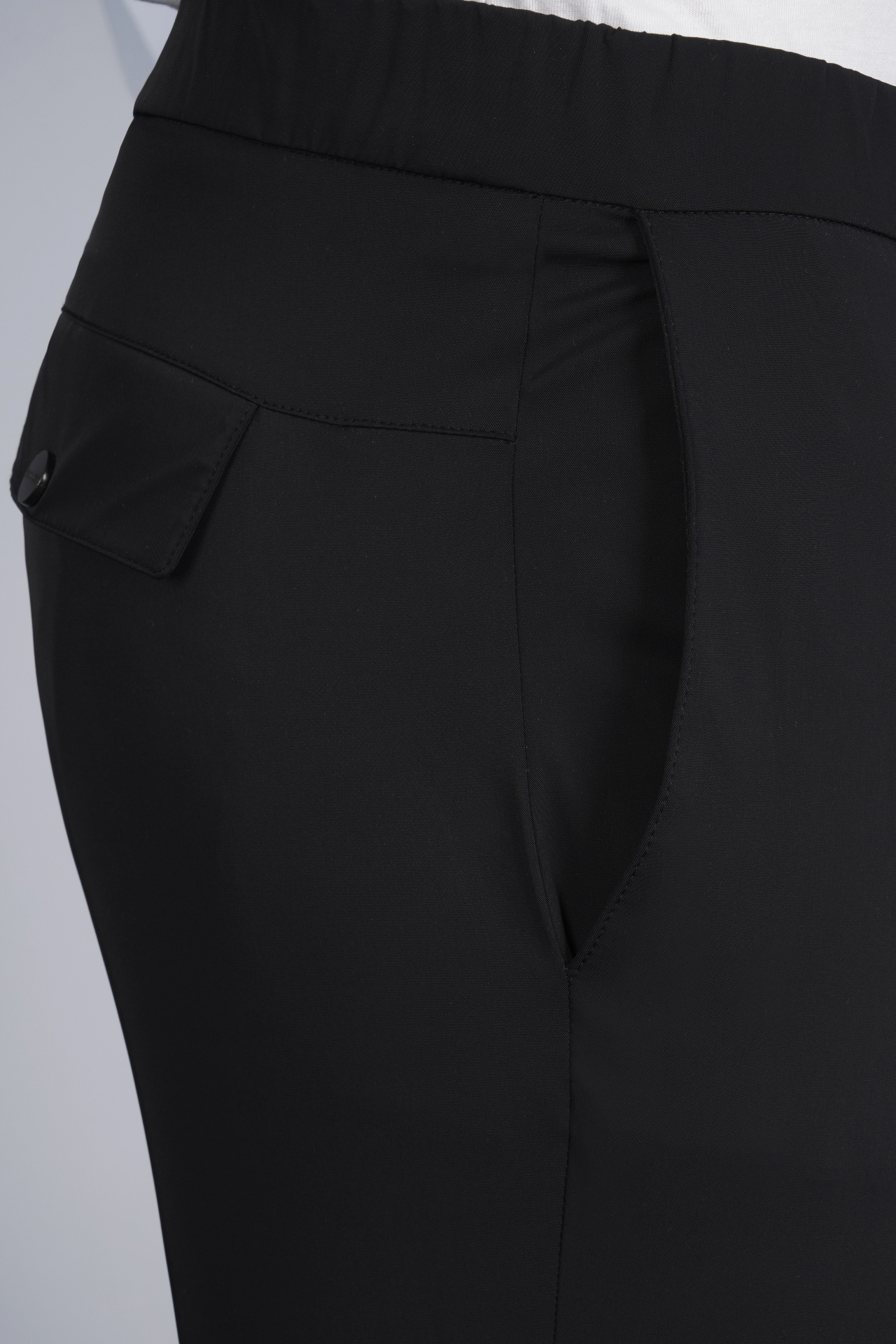 Picture of Giovane Gentile Trousers