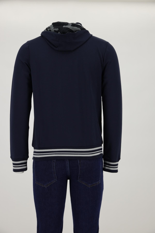 Picture of Giovane G. Designers Tracksuit