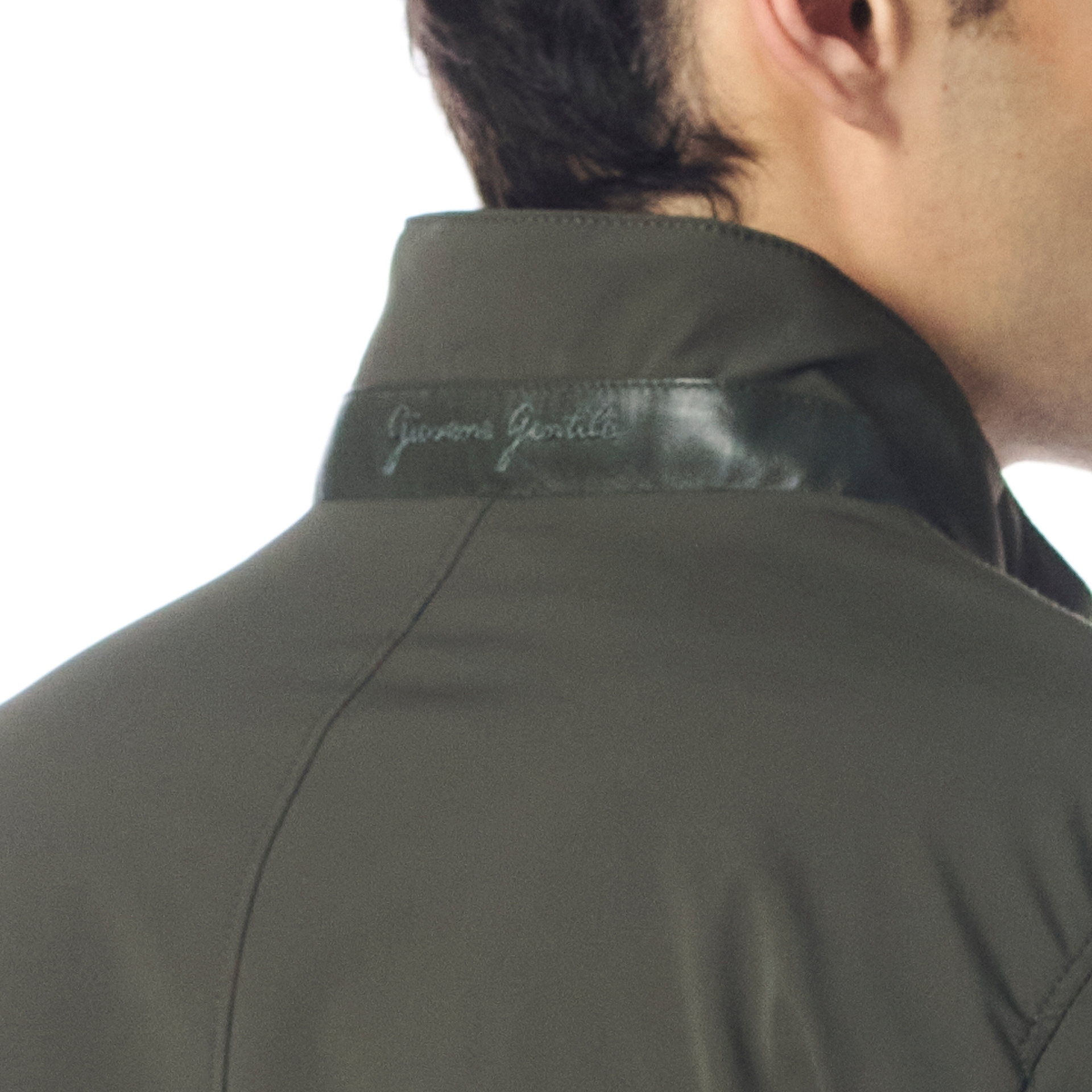 Picture of Giovane Gentile Mont / Kaban