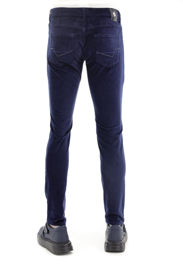 Picture of Giovane Gentile Trousers Casual