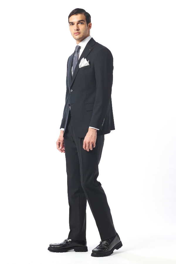 Resim Giovane G. Designers Takım Elbise (Basic Series)