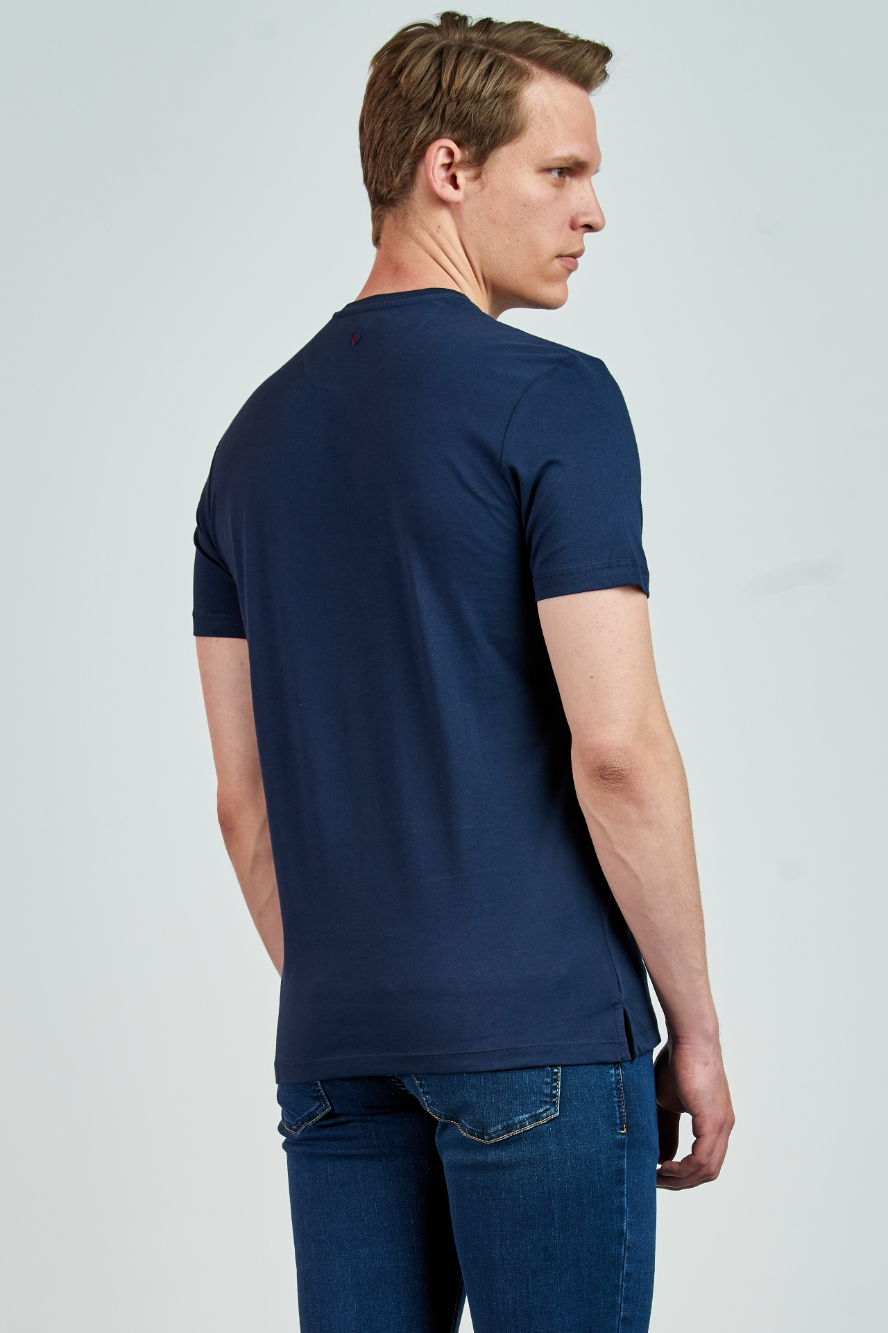 Picture of Giovane Gentile T-shirt