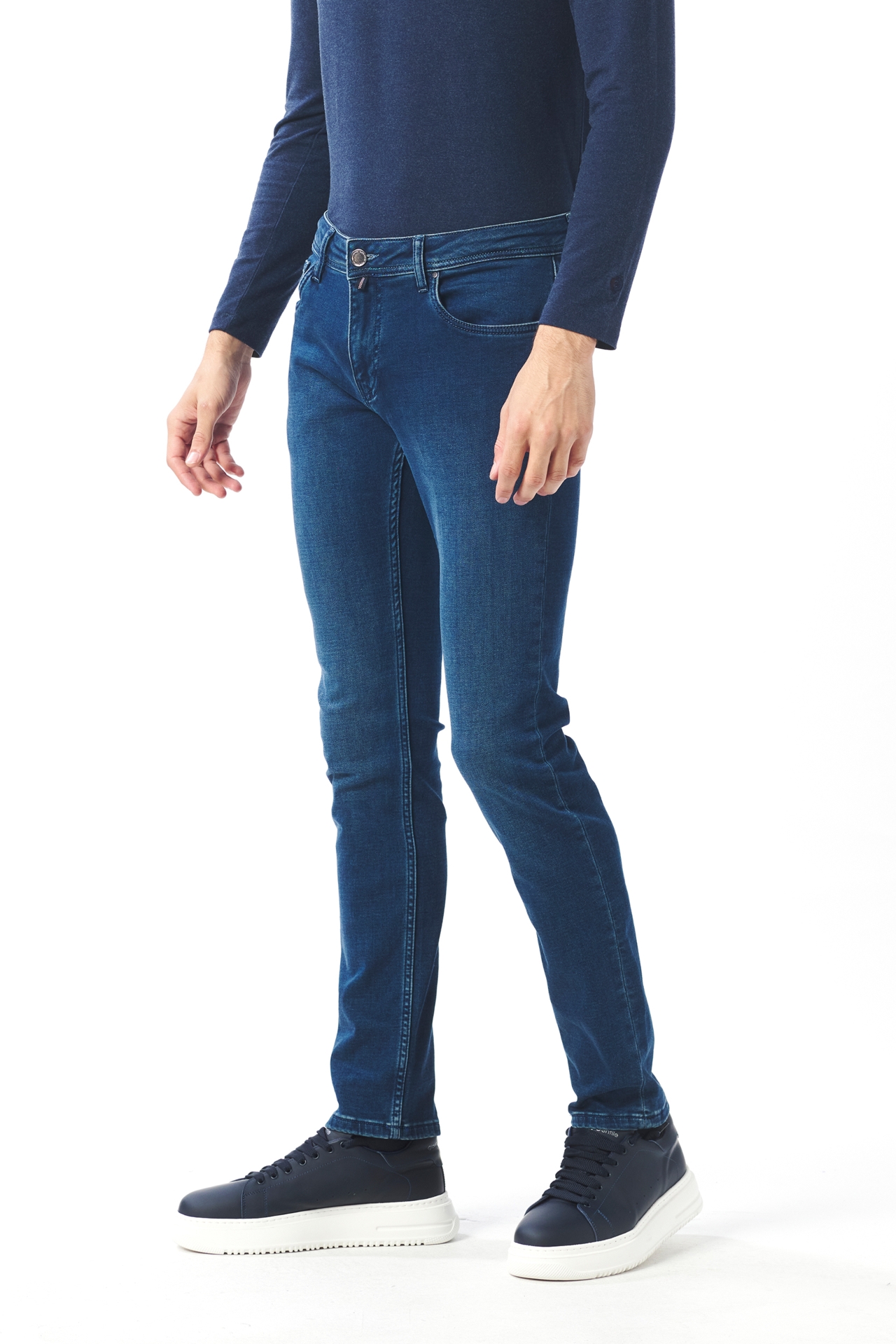 Picture of Giovane Gentile Trousers Denim