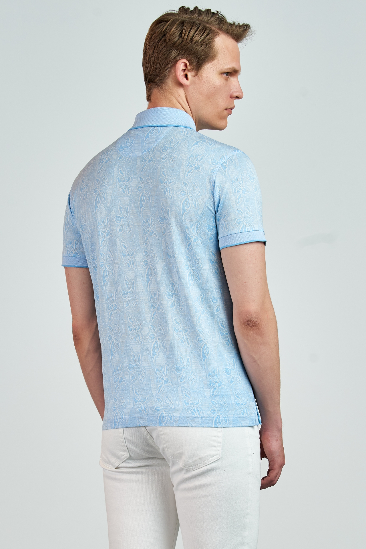 Picture of Giovane Gentile T-shirt