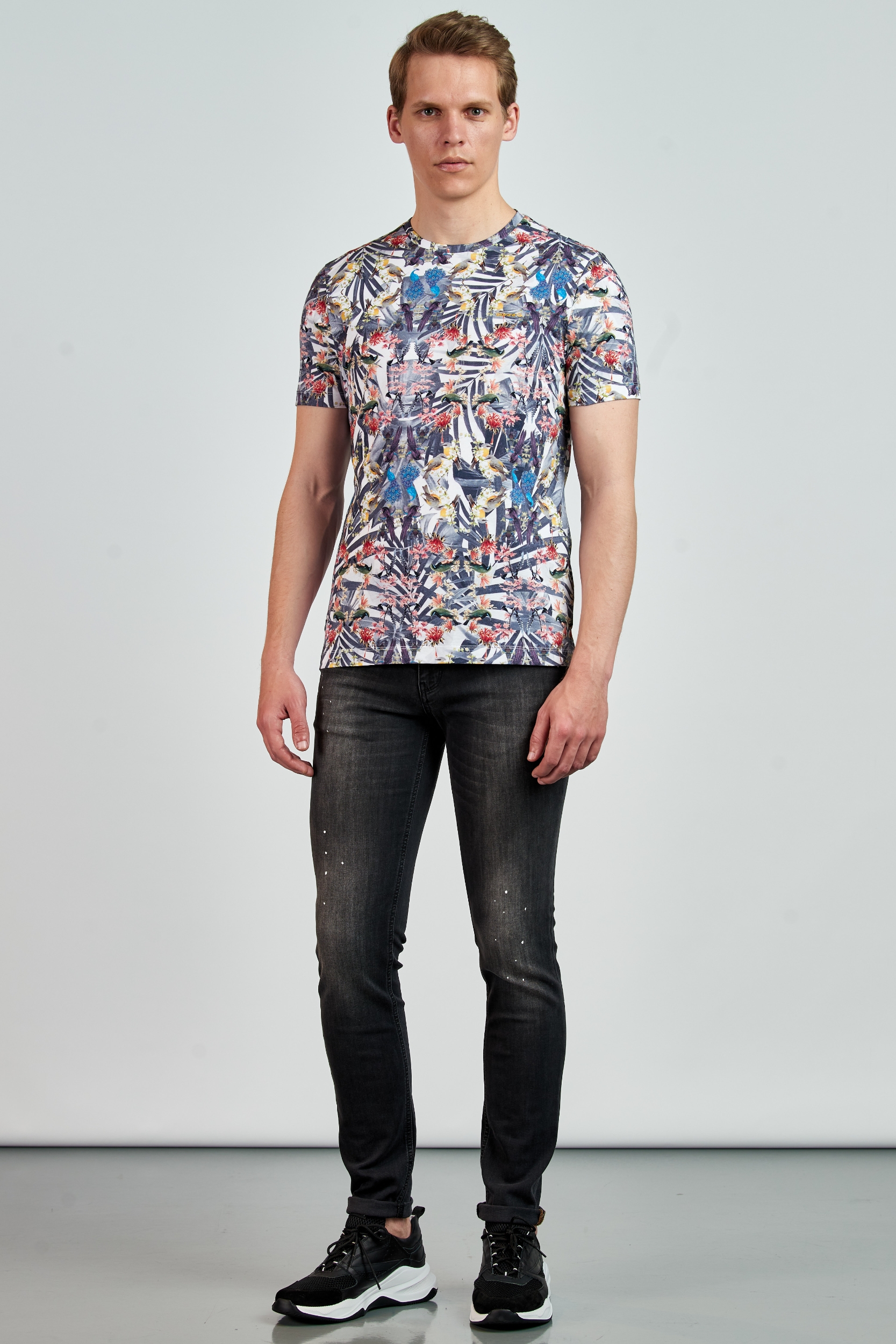 Resim Giovane G. Designers T-Shirt