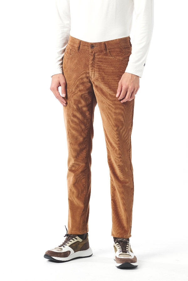 Picture of Giovane Gentile Trousers Casual