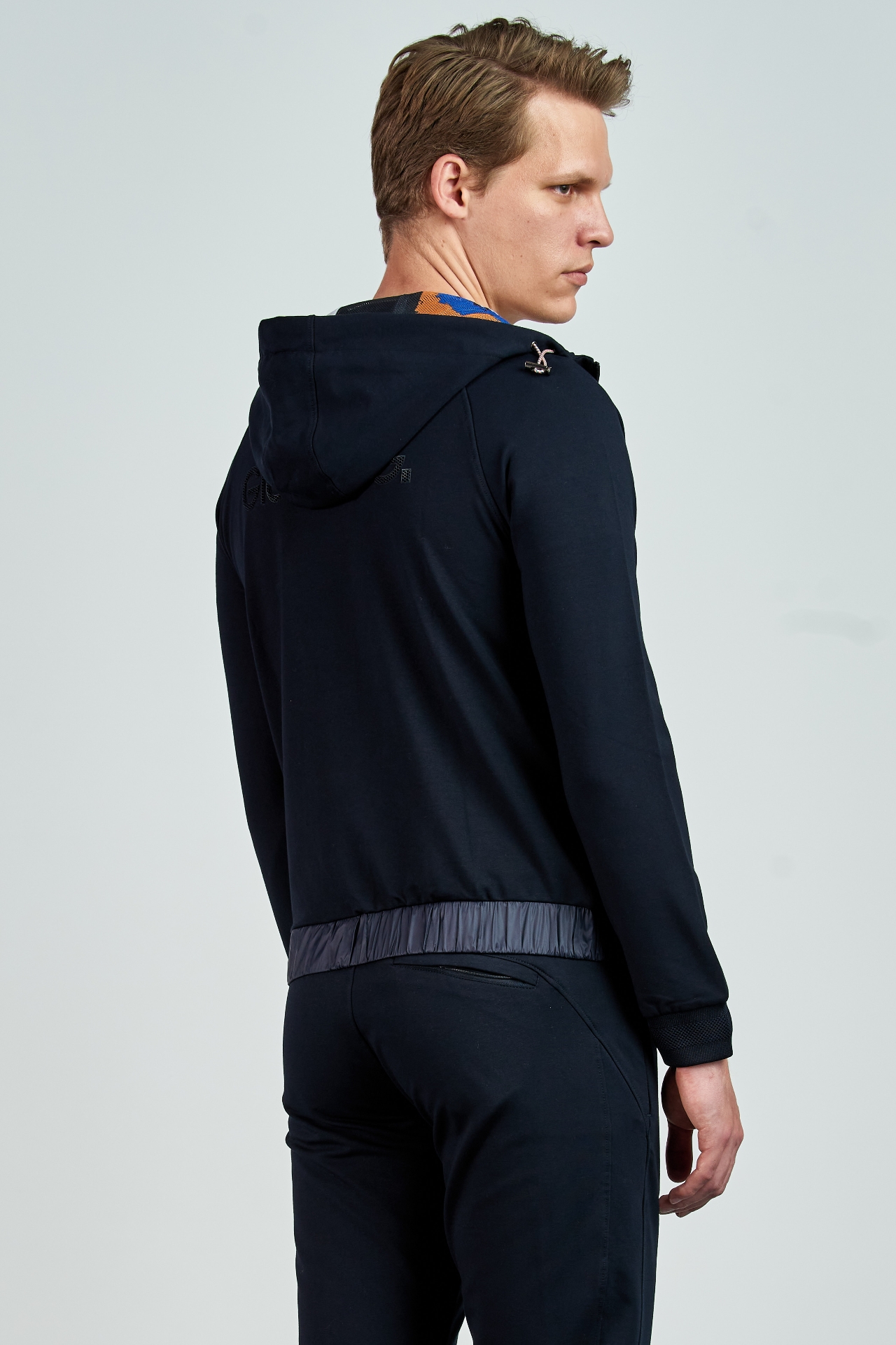 Picture of Giovane G. Designers Tracksuit