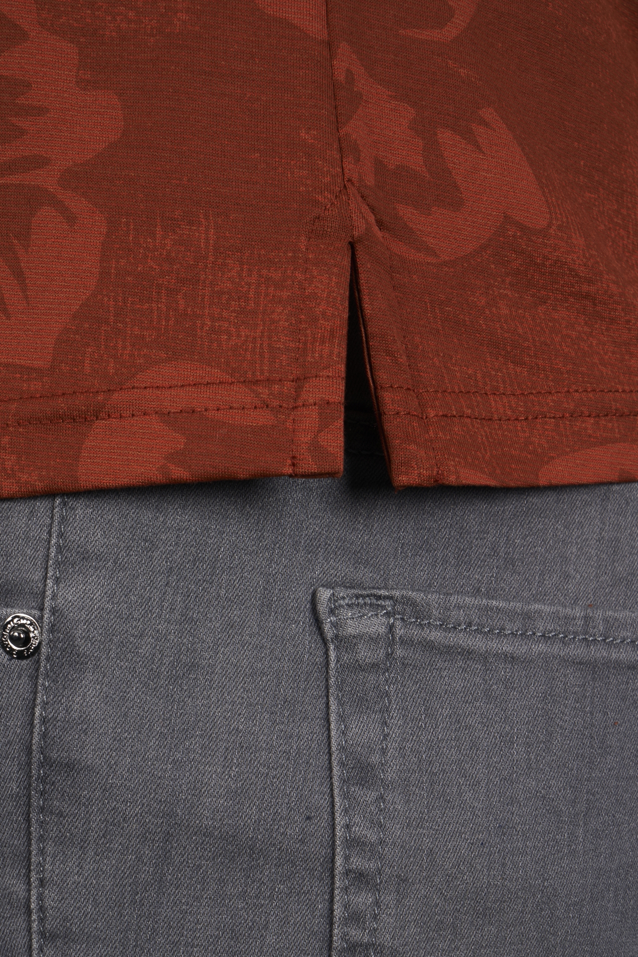 Picture of Giovane Gentile T-shirt