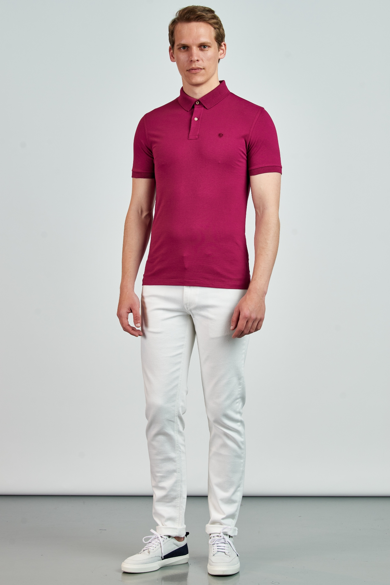 Picture of Giovane G. Designers T-shirt