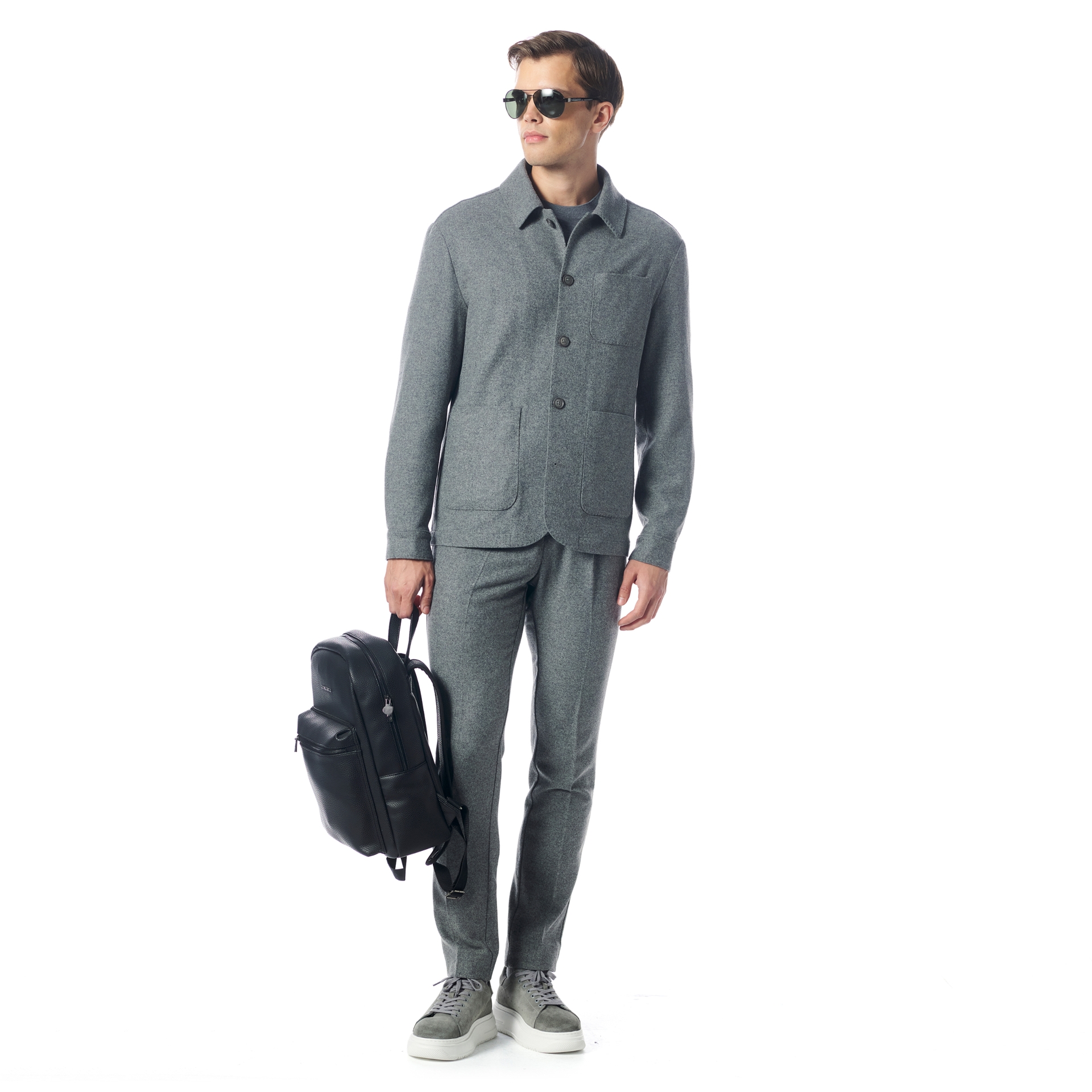 Picture of Giovane Gentile Mont / Kaban