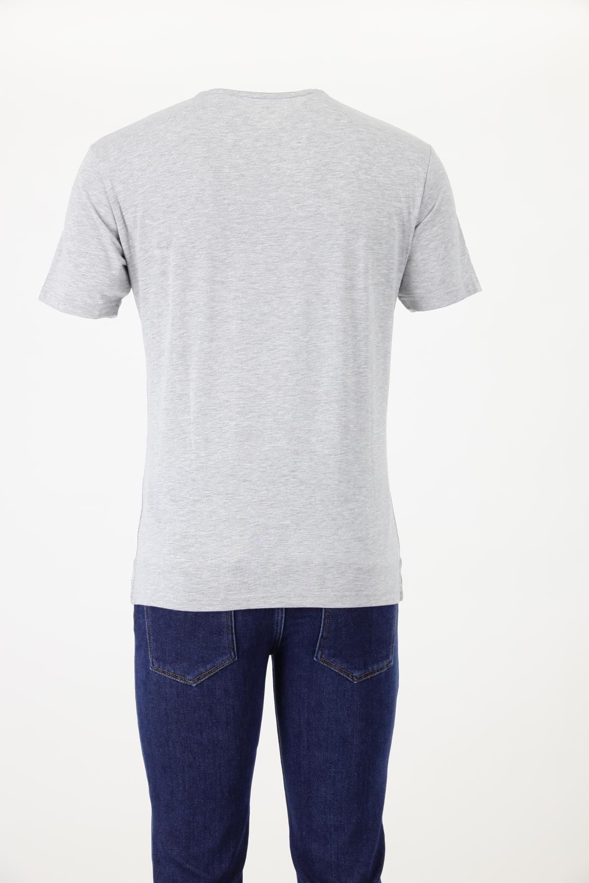 Picture of Giovane G. Designers T-shirt