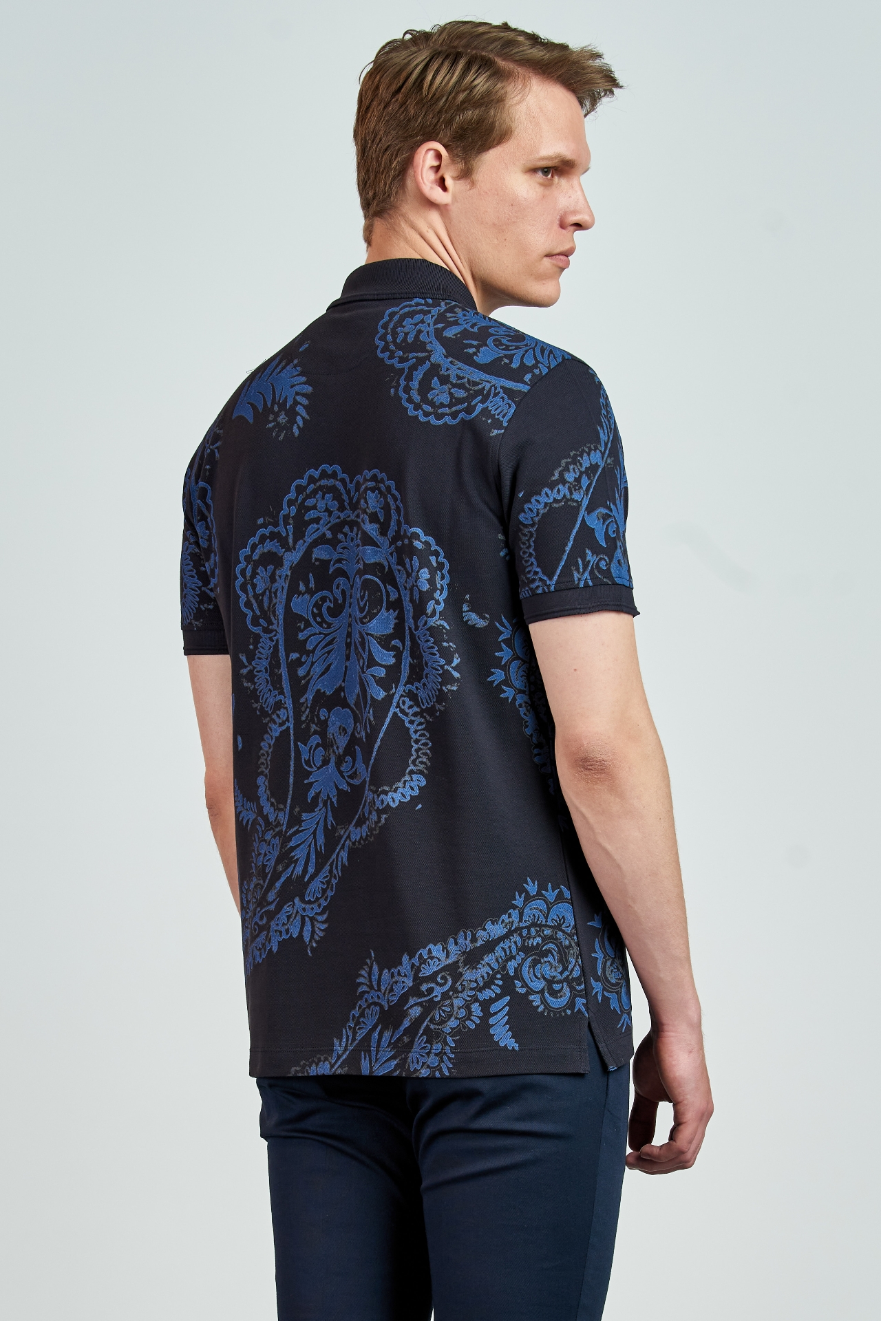 Picture of Giovane G. Designers T-shirt