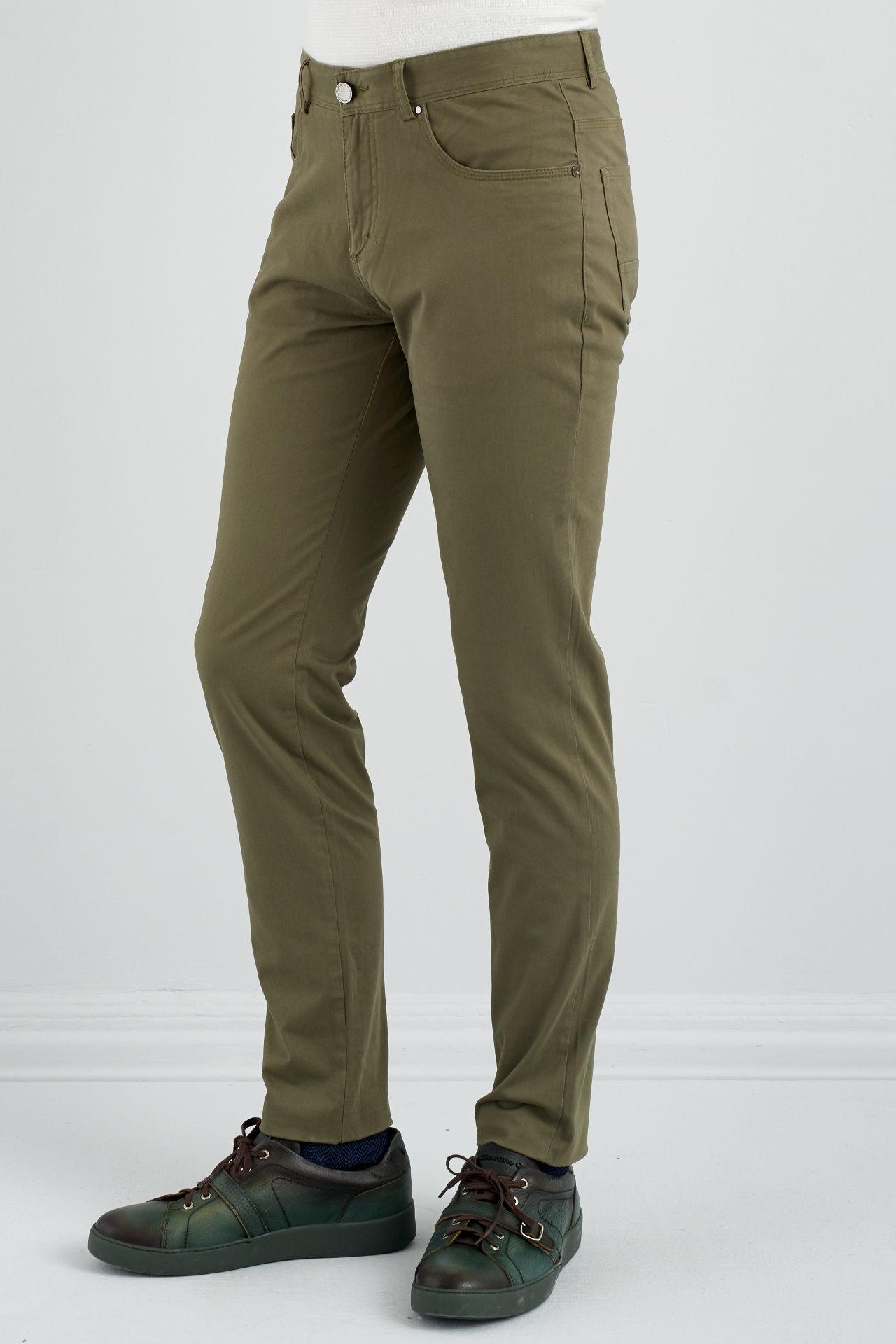 Picture of Giovane Gentile Trousers Casual