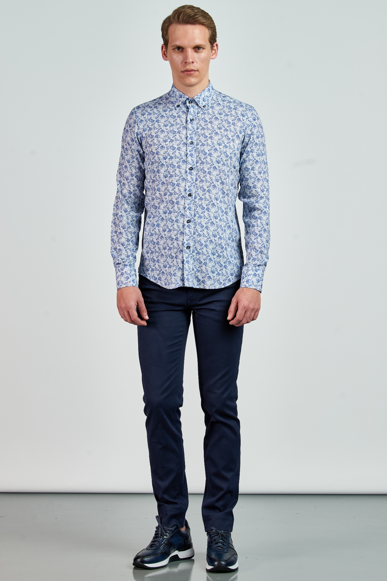 Picture of Giovane G. Designers Shirt