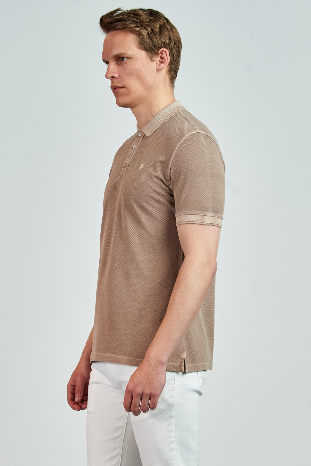 Picture of Giovane Gentile T-shirt