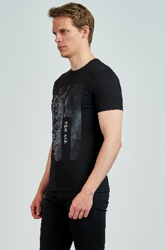 Picture of Giovane G. Designers T-Shirt