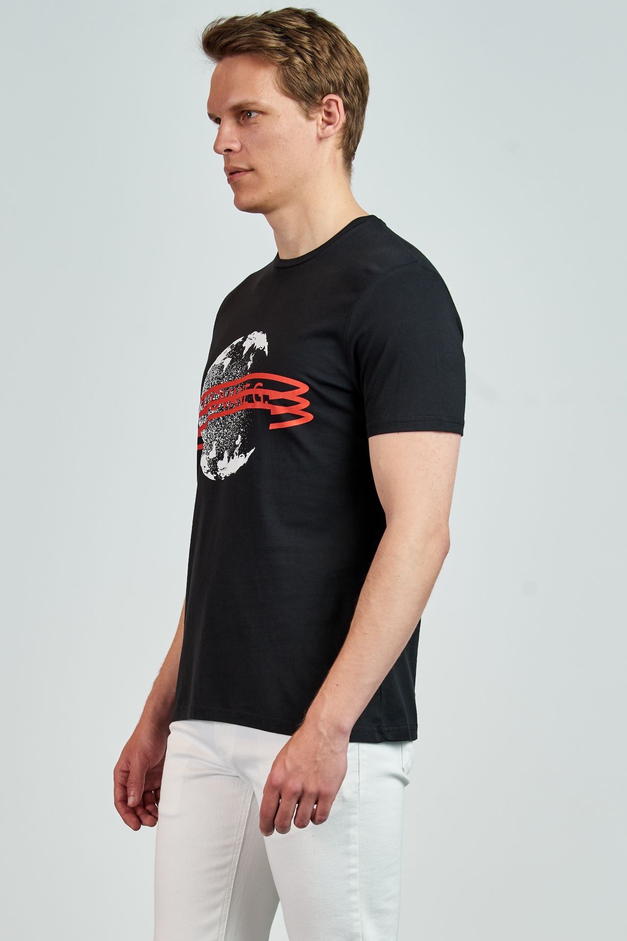 Picture of Giovane G. Designers T-shirt