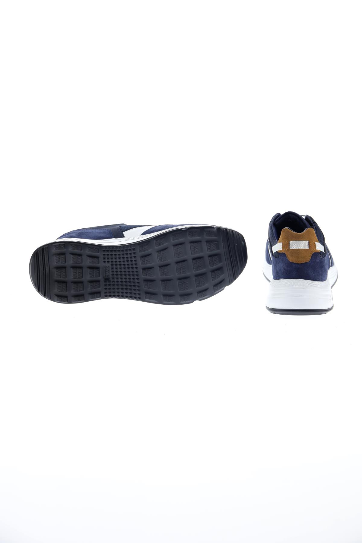 Picture of Giovane Gentile Shoes
