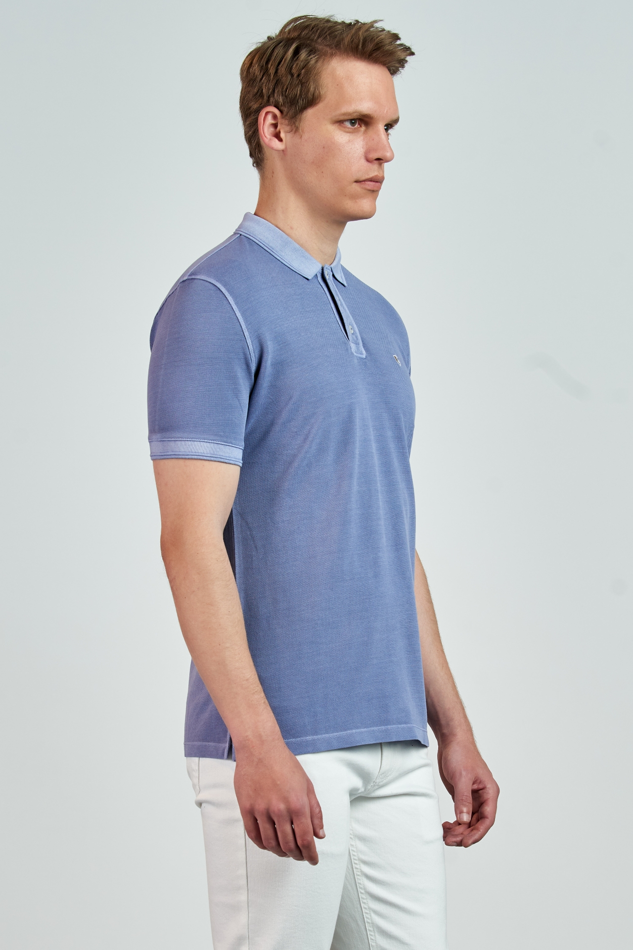 Picture of Giovane Gentile T-shirt