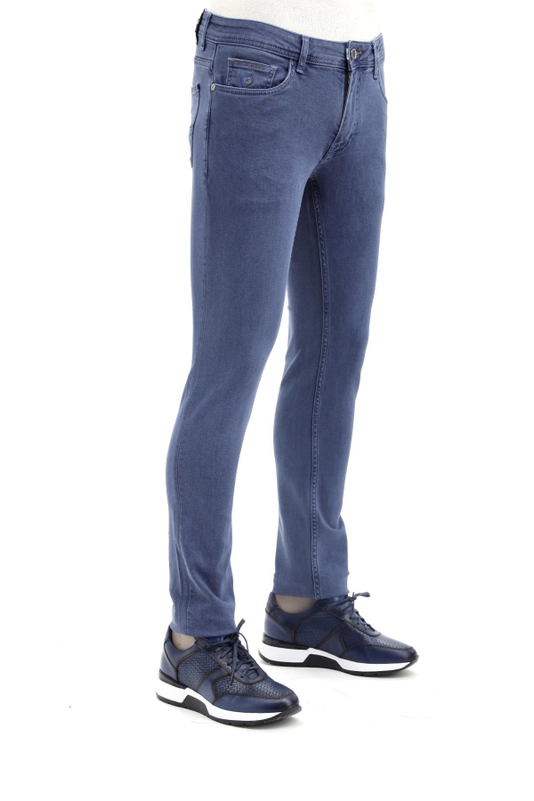 Picture of Giovane Gentile Trousers Denim