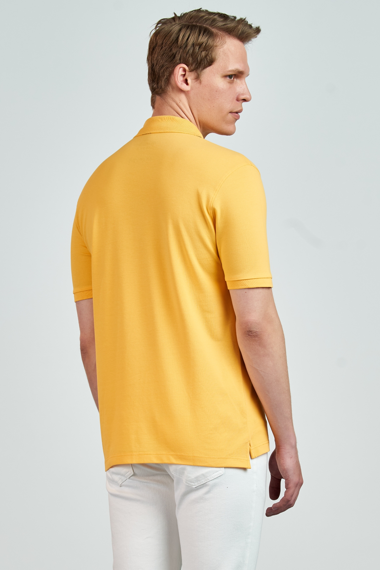 Picture of Giovane G. Designers T-shirt