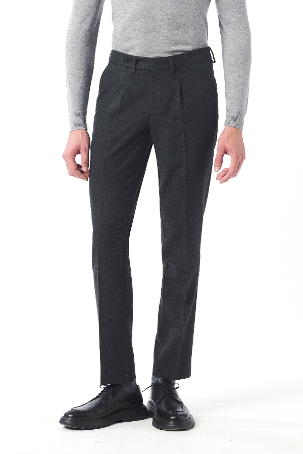 Picture of Giovane Gentile Trousers