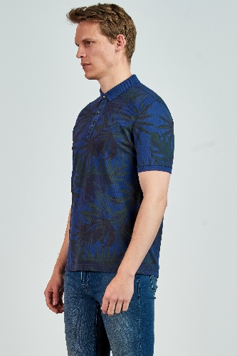 Picture of Giovane G. Designers T-shirt