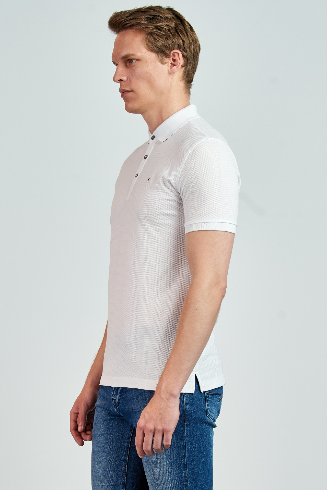 Picture of Giovane G. Designers T-shirt