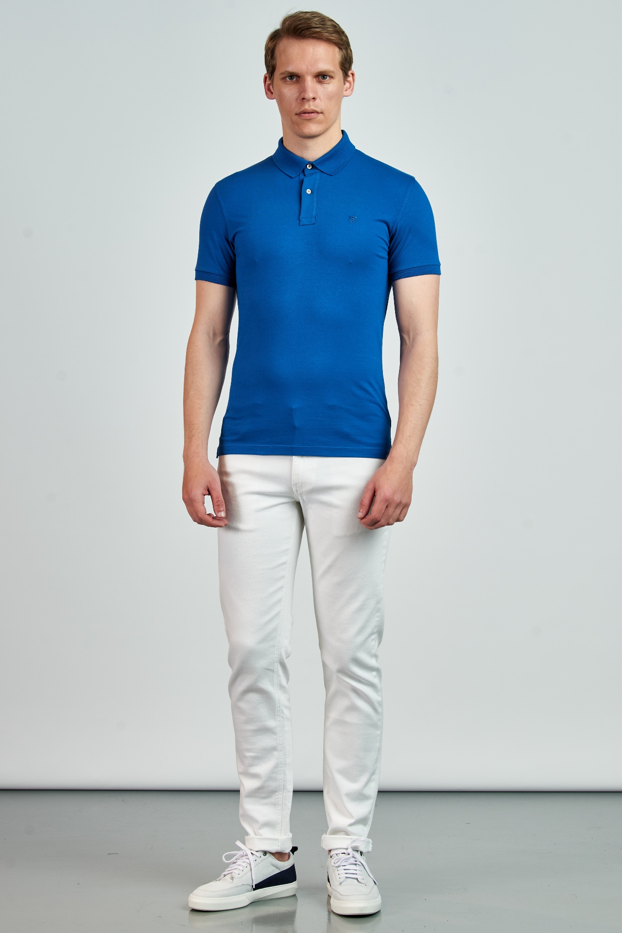 Picture of Giovane G. Designers T-shirt