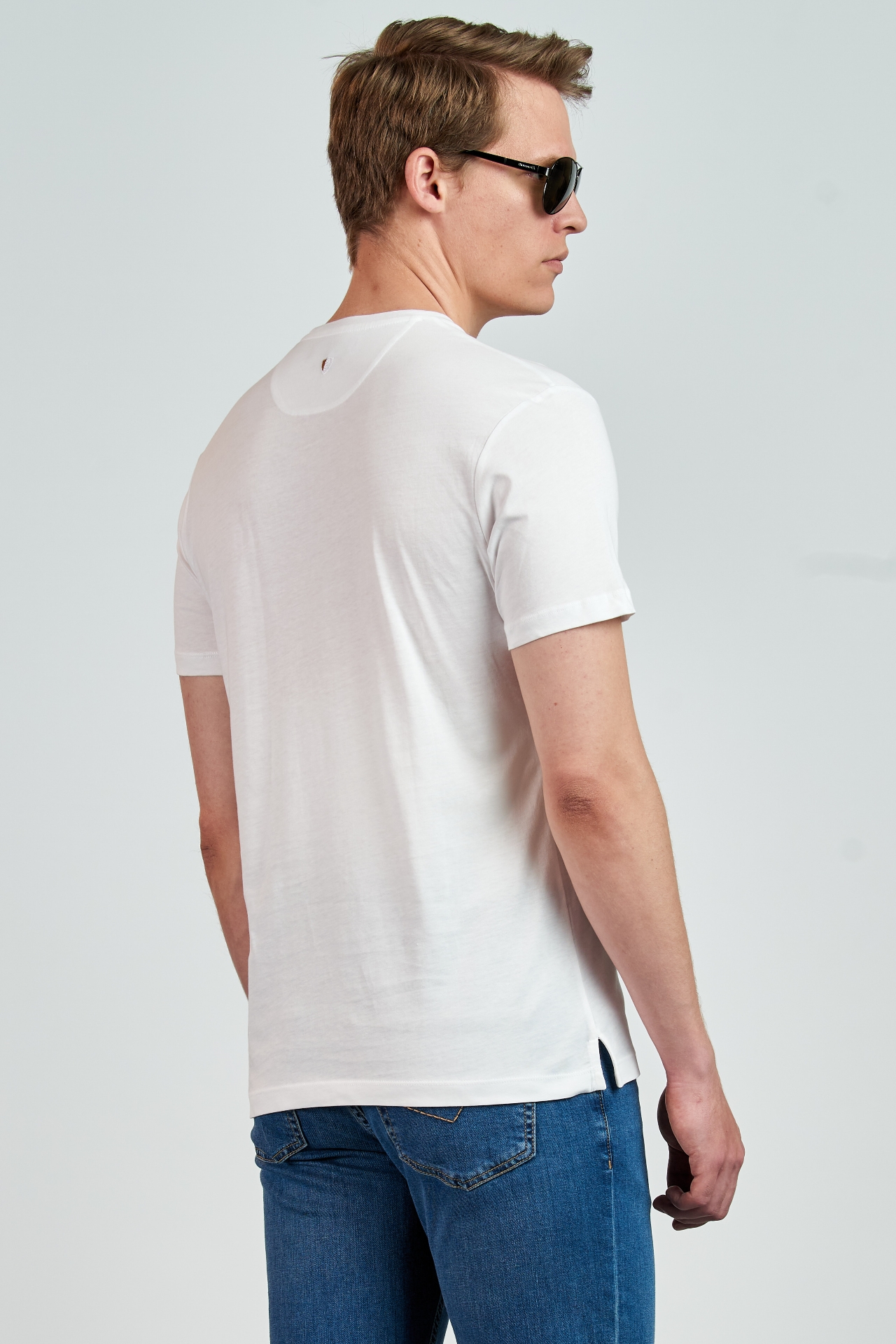 Picture of Giovane Gentile T-shirt