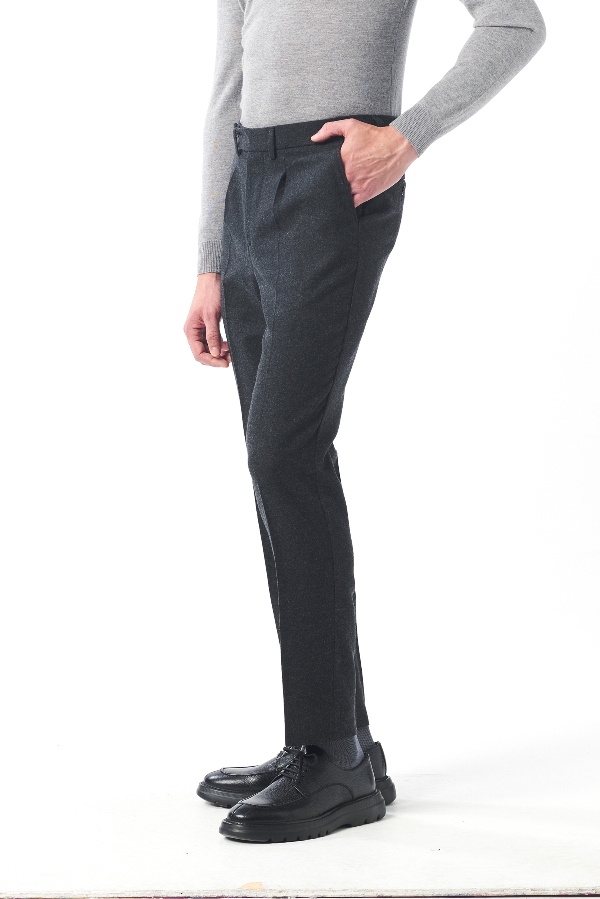 Picture of Giovane Gentile Trousers
