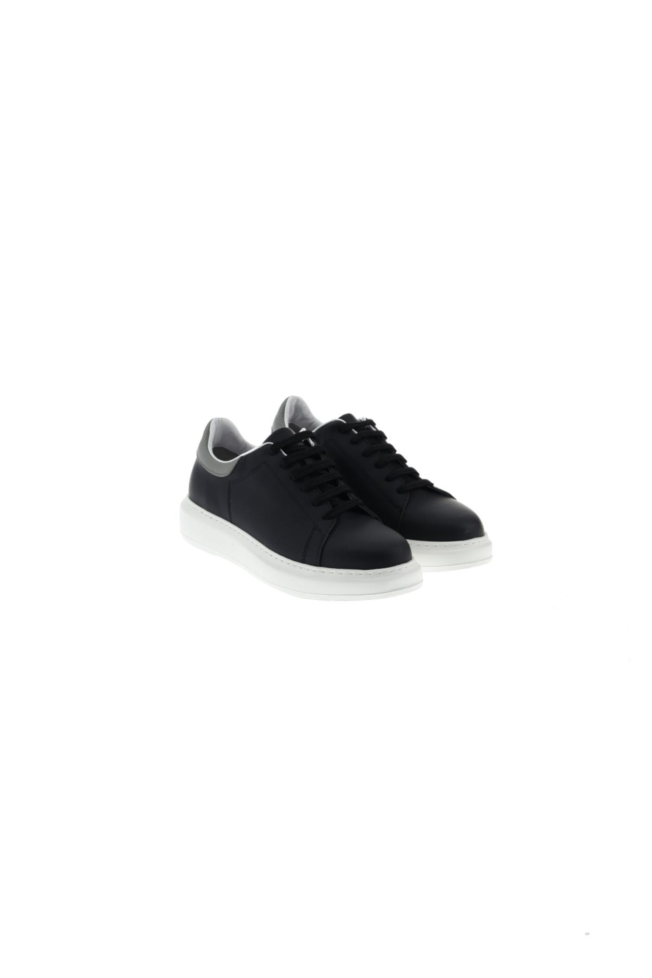 Picture of Giovane Gentile Shoes