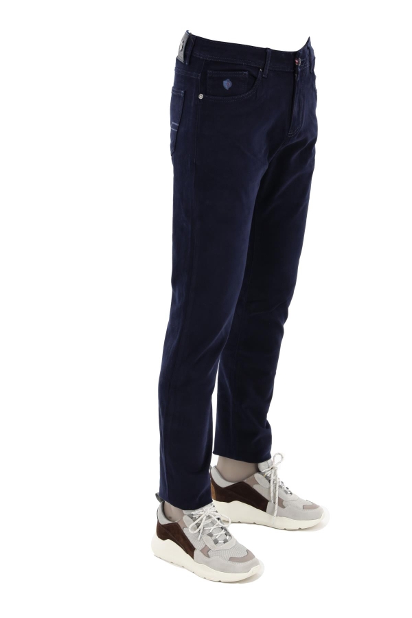 Picture of Giovane Gentile Trousers Casual