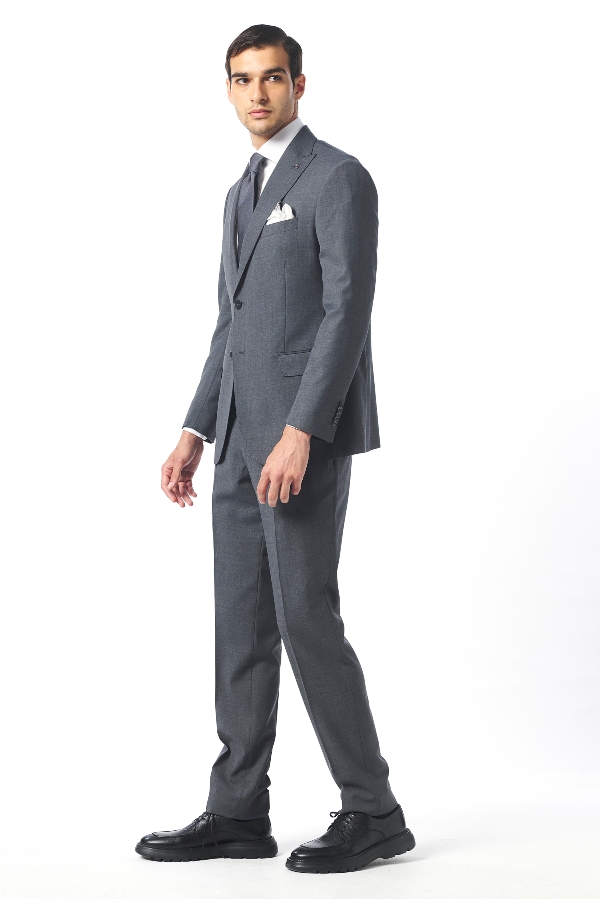 Resim Giovane G. Designers Takım Elbise (Basic Series)