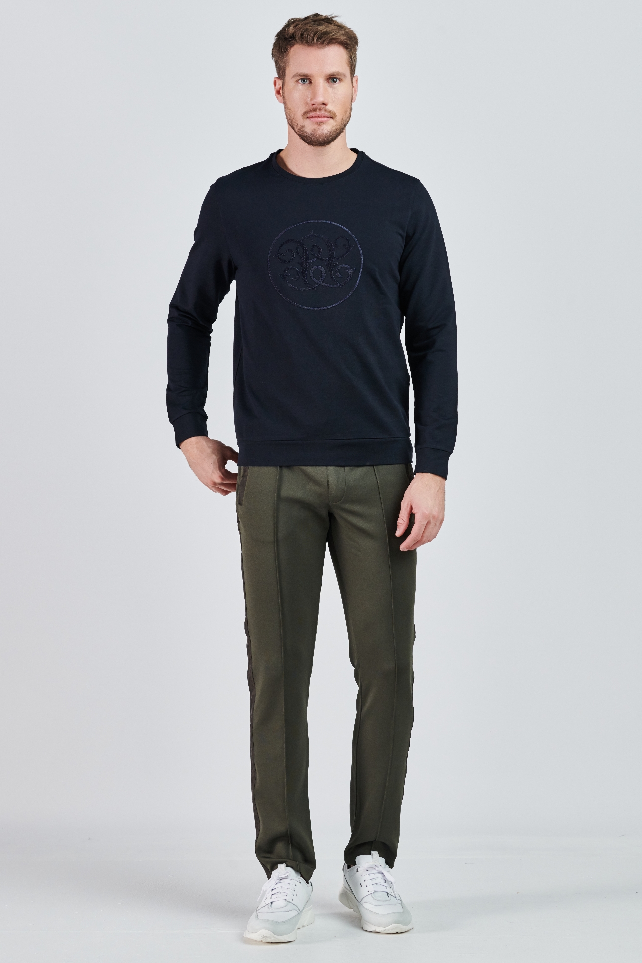 Picture of Giovane G. Designers Tracksuit
