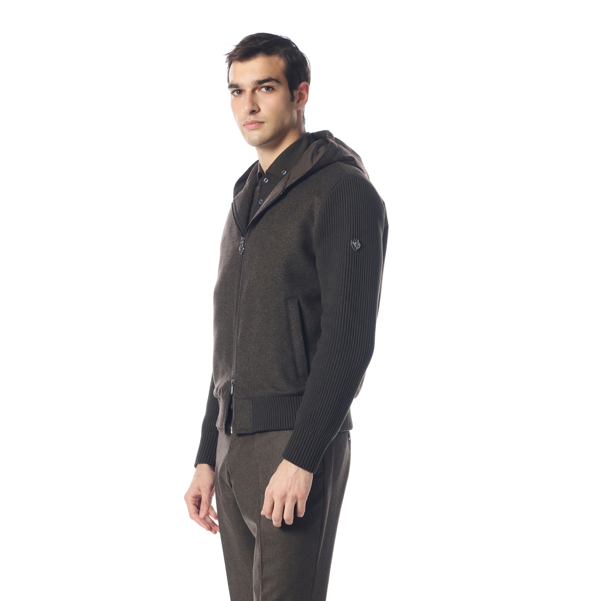 Picture of Giovane Gentile Mont / Kaban