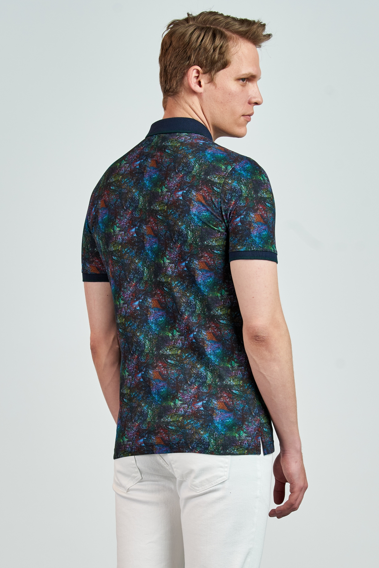 Picture of Giovane G. Designers T-shirt