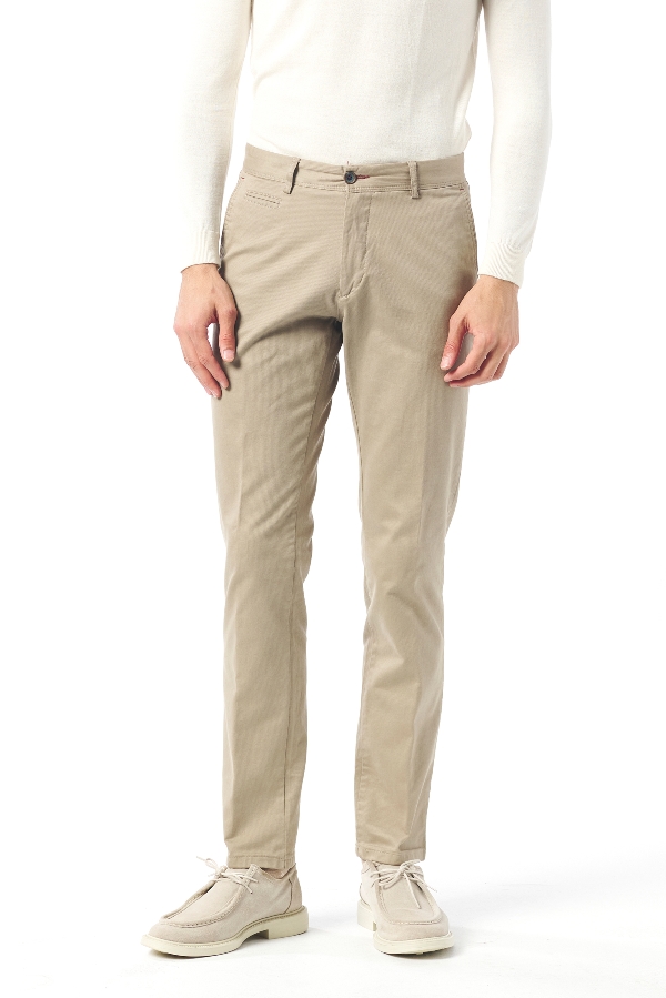 Picture of Giovane Gentile Trousers Casual