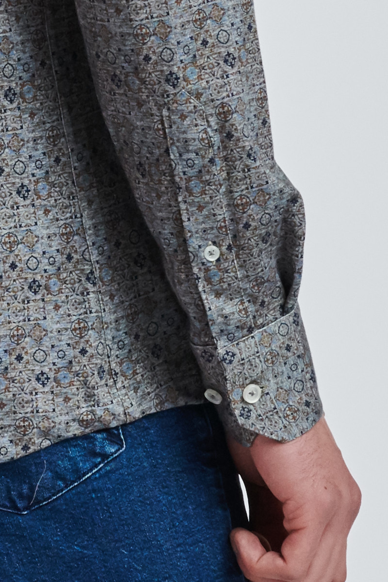 Picture of Giovane G. Designers Shirt