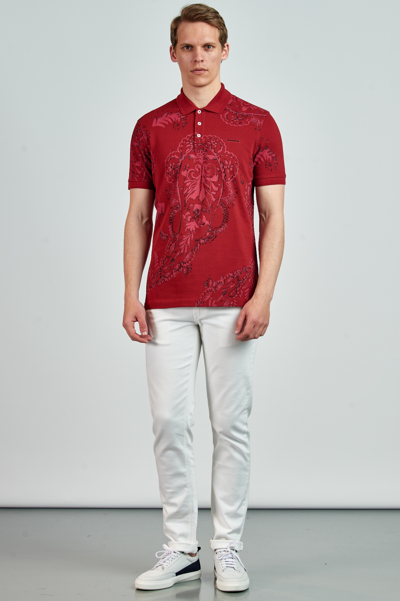 Picture of Giovane G. Designers T-shirt