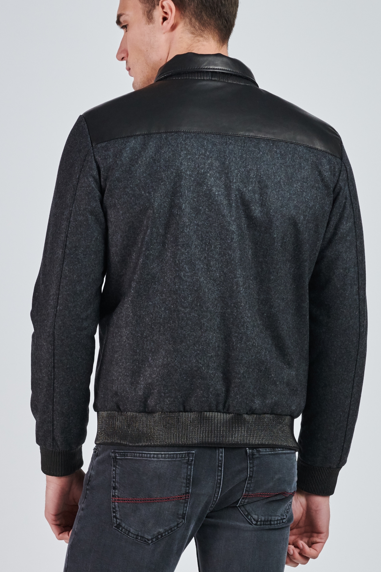 Picture of Giovane Gentile Leather Coat