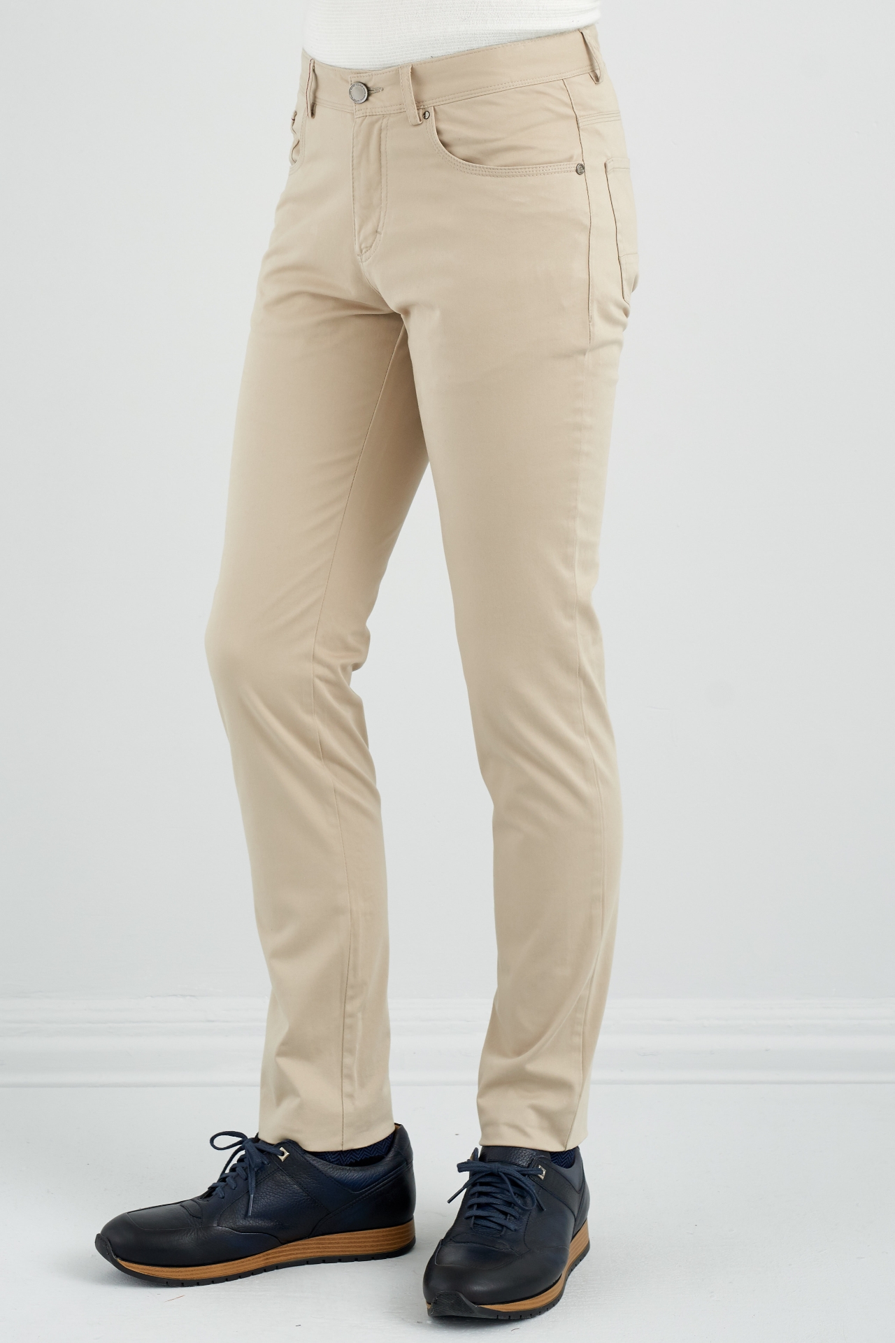 Picture of Giovane Gentile Trousers Casual