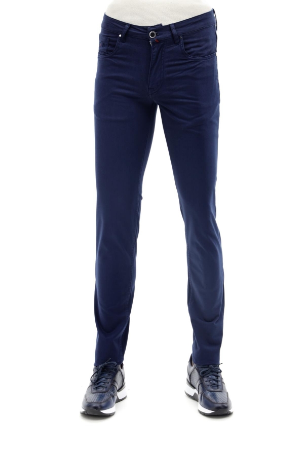 Picture of Giovane Gentile Trousers Casual