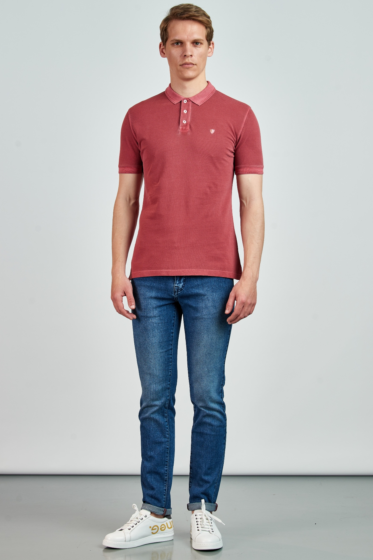 Picture of Giovane Gentile T-shirt