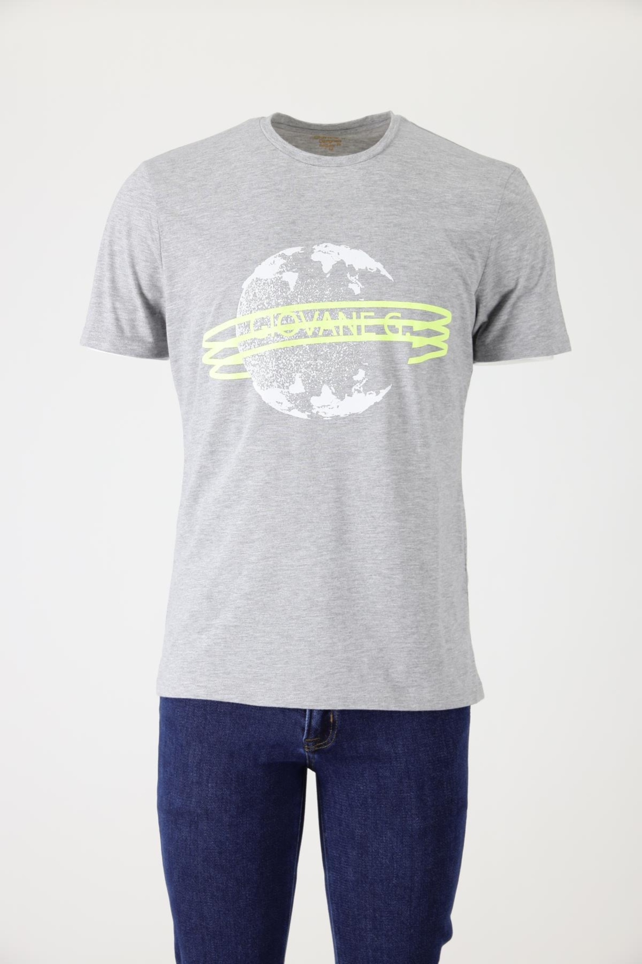 Picture of Giovane G. Designers T-shirt