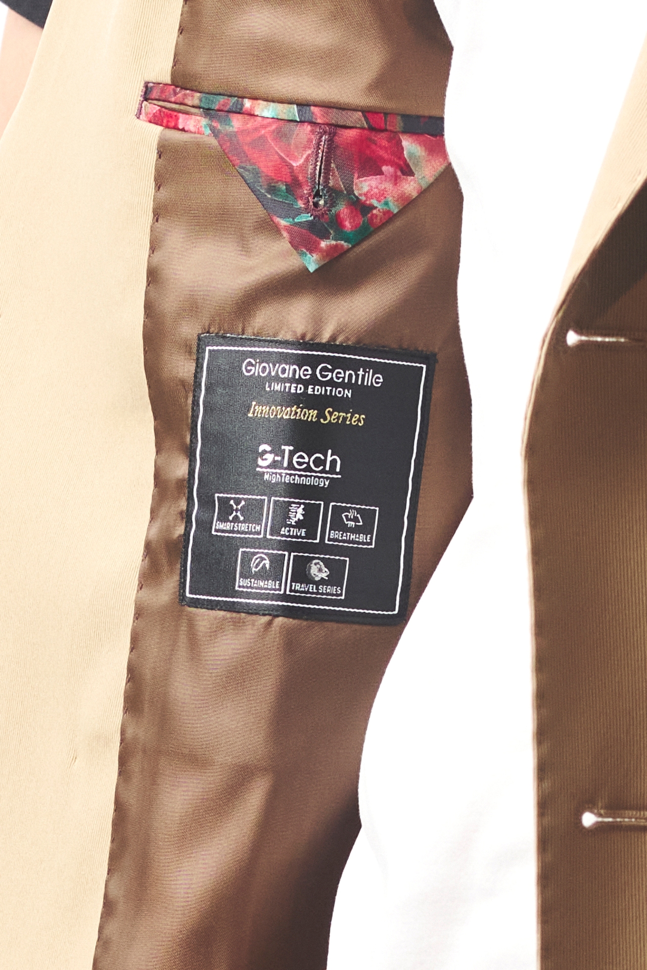 Picture of Giovane Gentile Suit