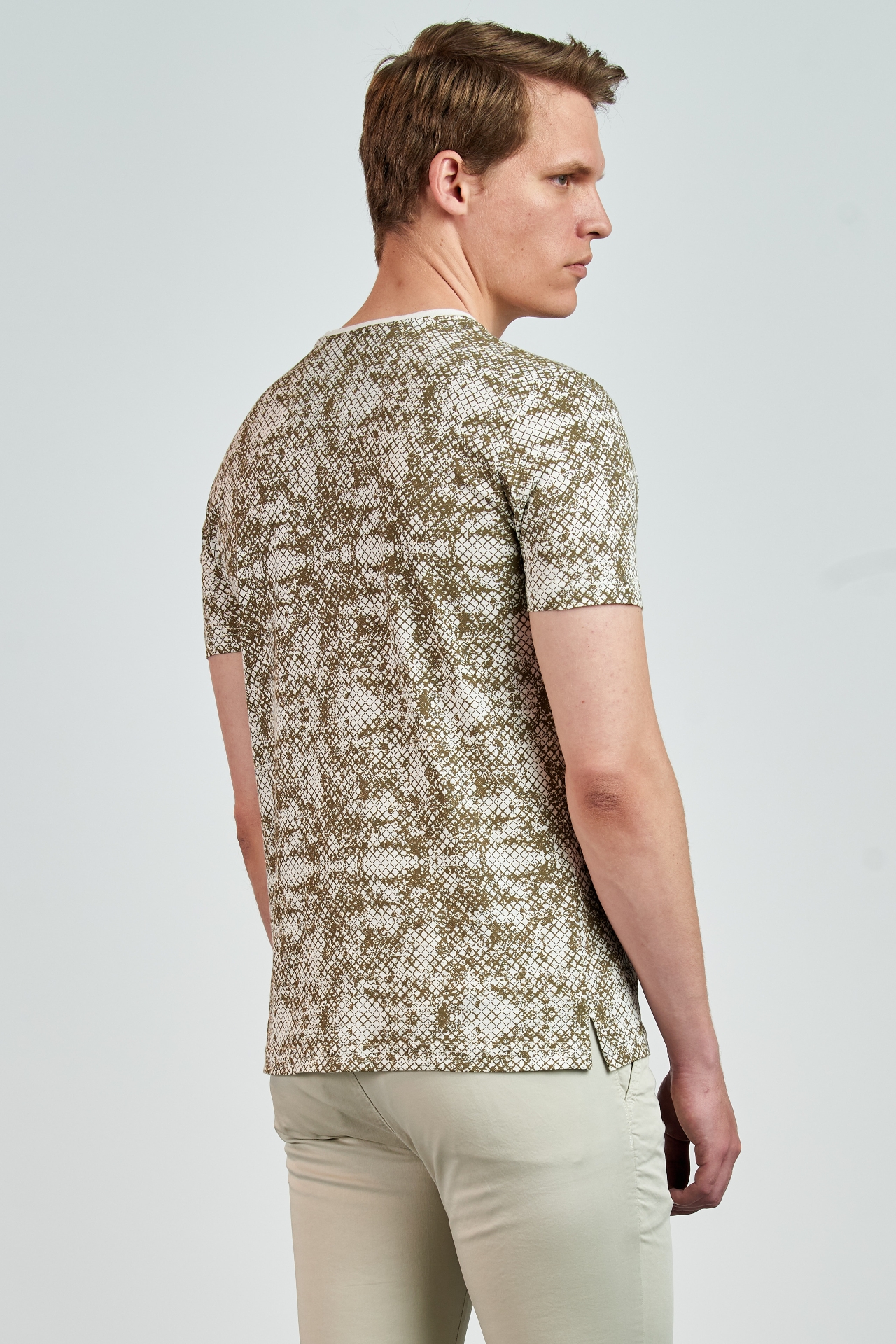 Picture of Giovane G. Designers T-shirt