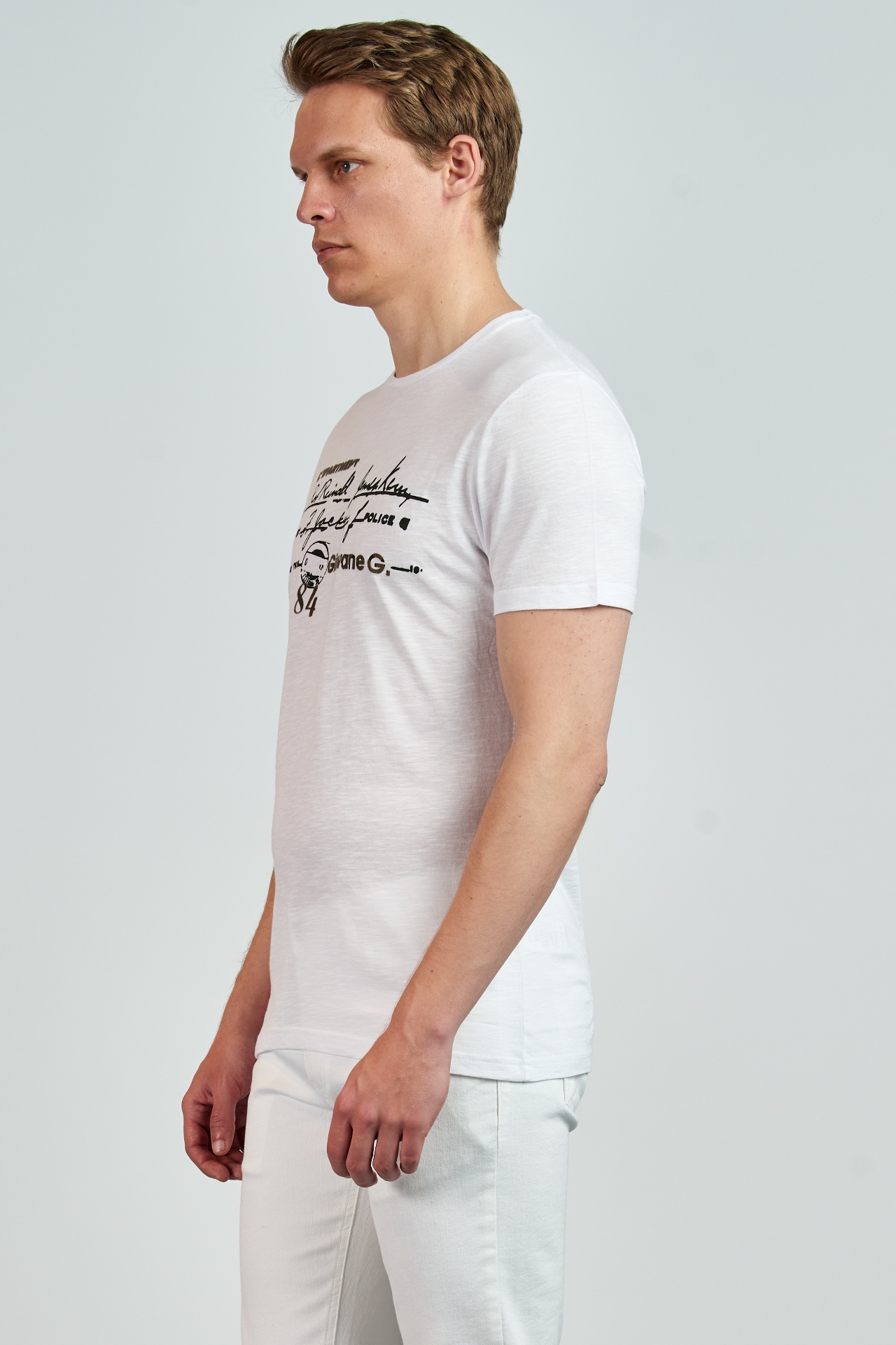 Picture of Giovane G. Designers T-shirt