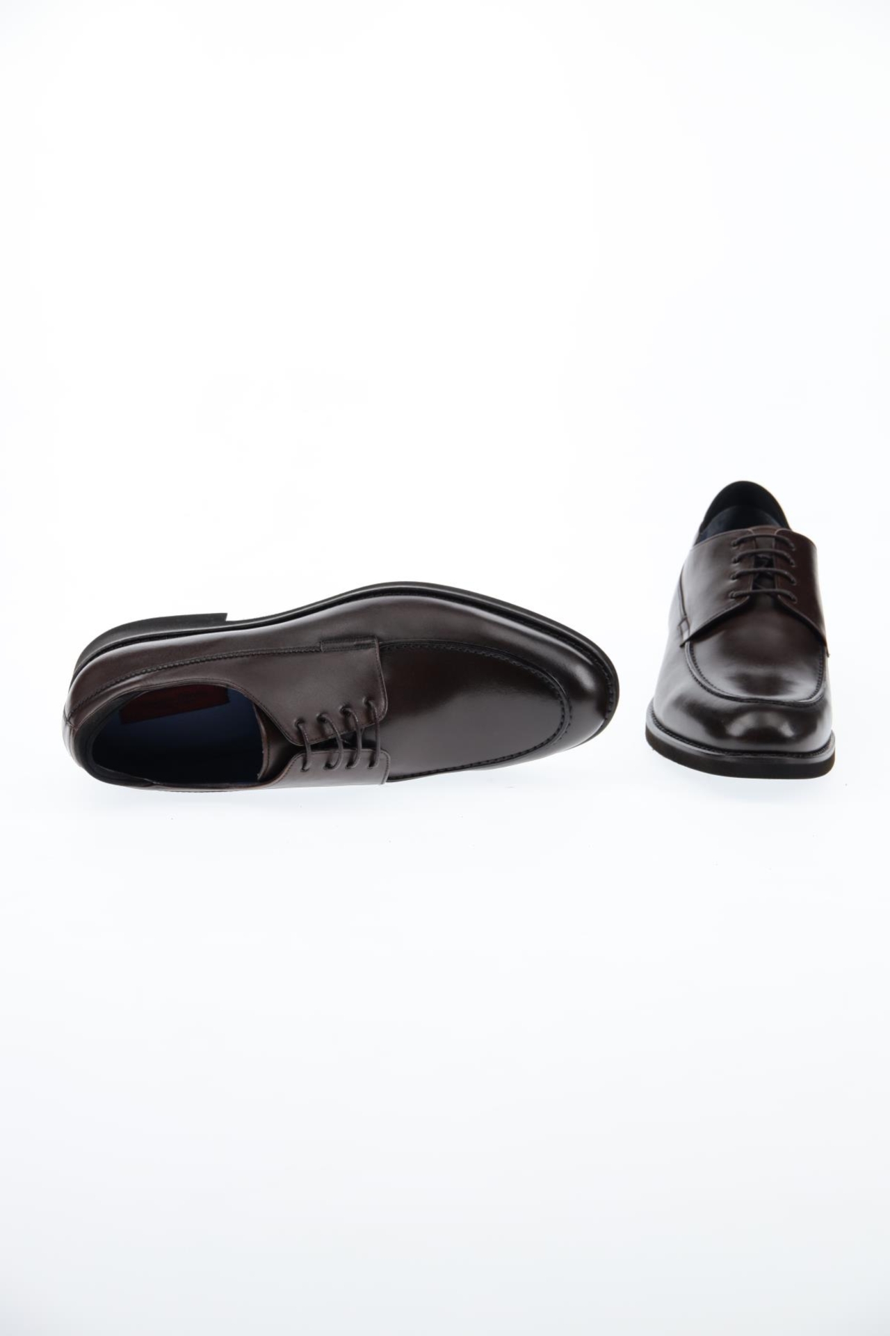 Picture of Giovane Gentile Shoes